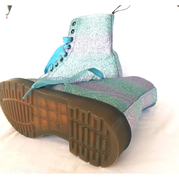 DR. MARTENS Pascal 8-Eye Boots Fine Blue Glitter Combat Ribbon Laces Sz7 New - Picture 7 of 10